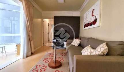 Apartamento 3 Quartos sendo 1 Suíte, Sacada, Garagem Livre e Coberta em Condomínio com Piscina no Centro - Florianópolis codigo: 120702