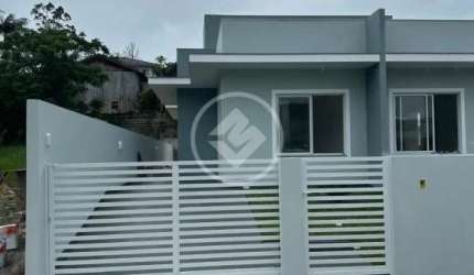Casa à venda com 03 dormitórios no Centro de Antônio Carlos SC. codigo: 124343