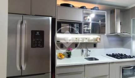 Apartamento 3 Quartos sendo 1 Suíte com Vaga de Garagem Livre  em frente a Ponte Hercílio Luz, Condomínio completo com Piscina codigo: 127876