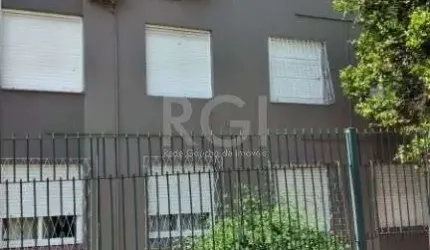 Apartamento com 1 dormitório à Venda, 52 m² por R$ 138.300,00 - Leopoldina - Por