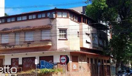 Terreno com Prédio para comprar, esquina da  Von koseritz com Cristóvão Colombo