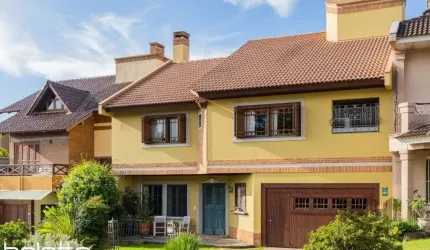 Excelente casa para comprar em condominio arborizado 4 quartos