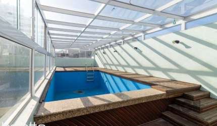 Casa incrível com 444m² privativos, para uso misto, residencial ou comercial.