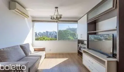 Vende-se apartamento com 2 quartos, 67 m², 2 vagas - Petrópolis