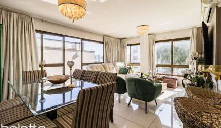 Apartamento à venda no bairro Mont' Serrat em Porto Alegre/RS