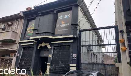 Aluga casa comercial R$6.000,00 , podendo ser usado para vários seguimentos