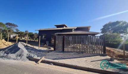 Casa com 3 dormitórios à venda, 196 m² por R$ 980.000,00 - Condomínio Vale Do Luar - Jaboticatubas/MG