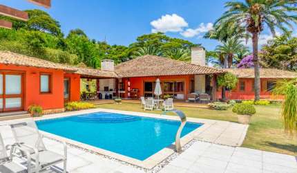 Casa com 4 quartos em condomínio em Secretário, Petrópolis.