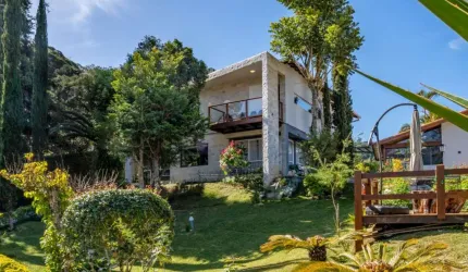 Casa com 3 quartos no Golfe, Teresópolis.