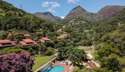 Lote em condomínio em Araras, Petrópolis.