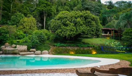 Casa com 4 quartos em condomínio no Cuiabá, Petrópolis.