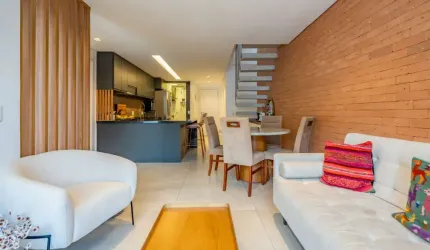 Cobertura com 3 quartos em Corrêas, Petrópolis.