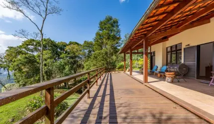 Casa com 5 quartos em condomínio no Quebra Frascos, Teresópolis.