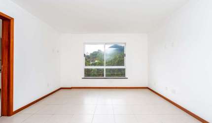 Apartamento com 2 quartos no Alto, Teresópolis.
