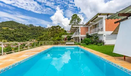 Casa com 3 quartos no Golfe, Teresópolis.