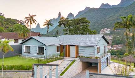 Casa com 4 quartos no Comary, Teresópolis.