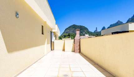 Cobertura aconchegante de 4 quartos no Alto, Teresópolis.