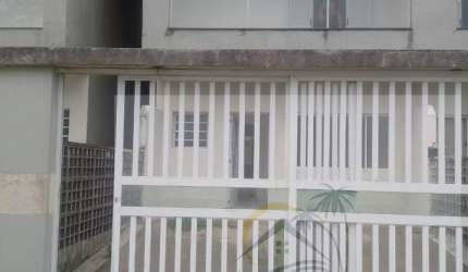 Sobrado para Venda no bairro Balneário Santa Eugênia, localizado na cidade de Mongaguá / SP. Apenas 50 metros do mar