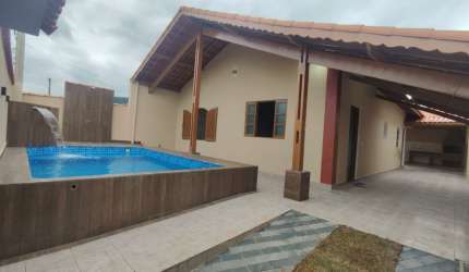Casa para Venda no bairro Vera Cruz, localizado na cidade de Mongaguá / SP.