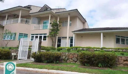 Casa Ampla C/ 7 Suítes ,Acabamento Primoroso!  1200 Mts de Terreno, Venda e Locação Mobiliada!