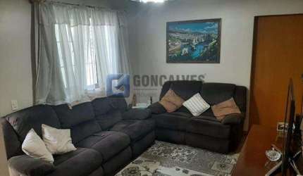 Casa com 3 quartos à venda na VALENTIN DAL CHECO, R, Alves Dias, São Bernardo do Campo, 134 m2 por R$ 545.000