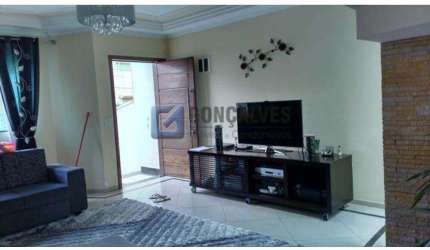 Casa com 4 quartos à venda na ARAUAS, R, Parque Jaçatuba, Santo André, 243 m2 por R$ 1.050.000