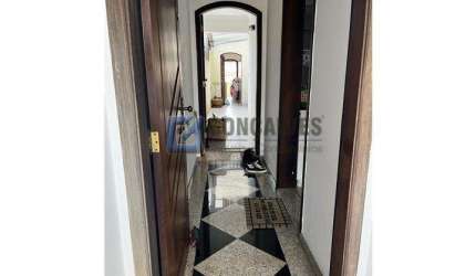Casa com 3 quartos à venda na VICTORIO NATAL GASTALDO, R, Nova Petrópolis, São Bernardo do Campo, 219 m2 por R$ 748.000