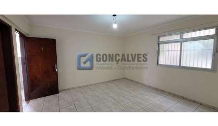 Apartamento com 2 quartos para alugar na TRES DE MAIO, R, Jardim Olavo Bilac, São Bernardo do Campo, 75 m2 por R$ 1.750