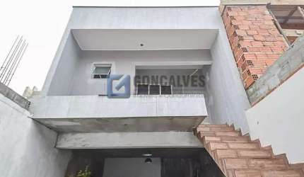 Casa com 2 quartos para alugar na LUAN SOUZA DA SILVA, R, Santa Terezinha, São Bernardo do Campo por R$ 1.800