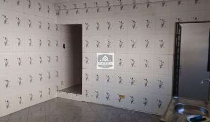 Quarto, cozinha, banheiro e área de serviços para locação no Lauzane