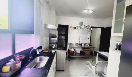 4/4 , com 2 suites