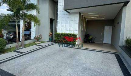 VENDE-SE BELA CASA COM 3 QUARTOS, SENDO 1 SUÍTE, ÁREA GOURMET, PLANEJADOS EM TODOS OS CÔMODOS, PISCINA E 3 VAGAS - COND. MANTOVA EM INDAIATUBA - SP!