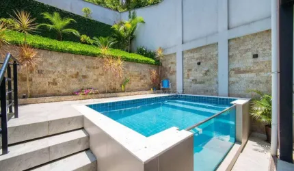 Casa com 4 dormitórios à venda, 308 m² por R$ 1.400.000,00 - Granja Viana - Jandira/SP