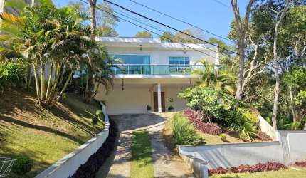 Casa com 4 dormitórios à venda, 341 m² por R$ 1.700.000,00 - Granja Viana - Carapicuíba/SP