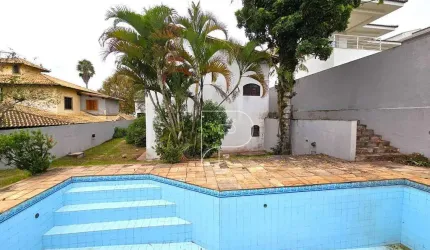 Casa em condomínio na Granja Viana!!!