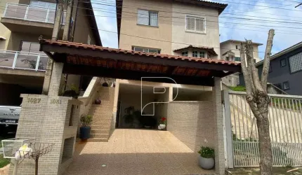 Casa com 3 dormitórios à venda, 142 m² por R$ 852.000,00 - Granja Viana - Cotia/SP