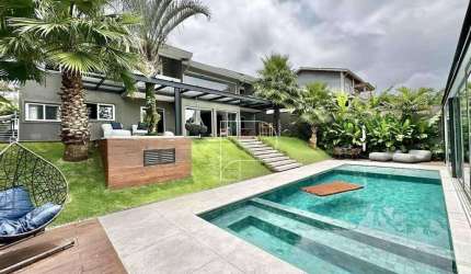 Casa com 4 dormitórios à venda, 463 m² por R$ 5.379.000,00 - Granja Viana - Embu das Artes/SP