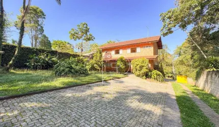 Casa com 4 dormitórios, 369 m² - venda por R$ 1.790.000,00 ou aluguel por R$ 5.992,00/mês - Chácaras Bartira - Embu das Artes/SP