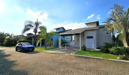 Casa em condomínio na Granja Viana!!!