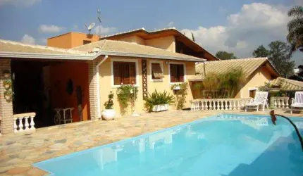 Casa com 3 dormitórios à venda, 350 m² por R$ 1.800.000,00 - Granja Viana - Jandira/SP