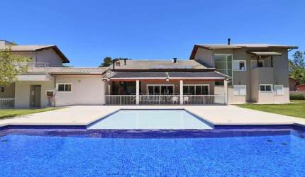 Casa com 4.100m² de terreno Granja Viana II