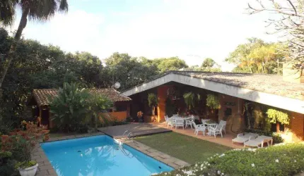 Casa com 4 dormitórios à venda, 550 m² por R$ 1.800.000,00 - Granja Viana - Carapicuíba/SP