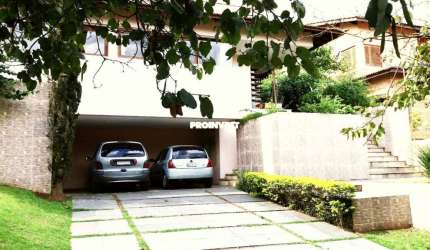 Casa com 3 dormitórios à venda, 280 m² por R$ 1.500.000,00 - Granja Viana - Carapicuíba/SP
