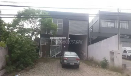 Galpão para loja comercial próximo a Rodovia Raposo Tavares.