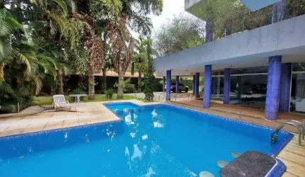 Casa com 4 dormitórios à venda, 450 m² por R$ 1.700.000,00 - Granja Viana - Carapicuíba/SP