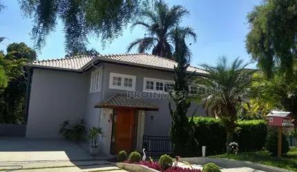 Casa com 3 dormitórios à venda, 290 m² por R$ 1.890.000,00 - Granja Viana - Carapicuíba/SP