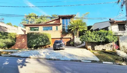 Casa com 3 dormitórios à venda, 553 m² por R$ 1.795.000,00 - Granja Viana - Carapicuíba/SP