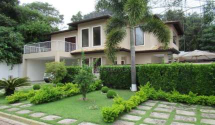 Casa com 3 dormitórios à venda, 300 m² por R$ 2.150.000,00 - Granja Viana - Carapicuíba/SP