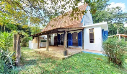 Casa com 3 dormitórios à venda, 300 m² por R$ 1.200.000,00 - Granja Viana - Carapicuíba/SP