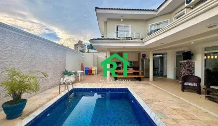 Casa à venda na Praia do Tombo, 3 Quartos, 4 Vagas, Guarujá SP